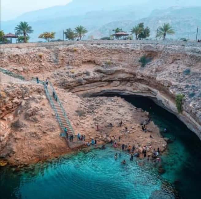 Immagine nº 6 di Avventura nel deserto di Wahiba , Nuoto nel Wadi Bani Khalid attività a Regione al-Sharqiyya, caricata dal fornitore