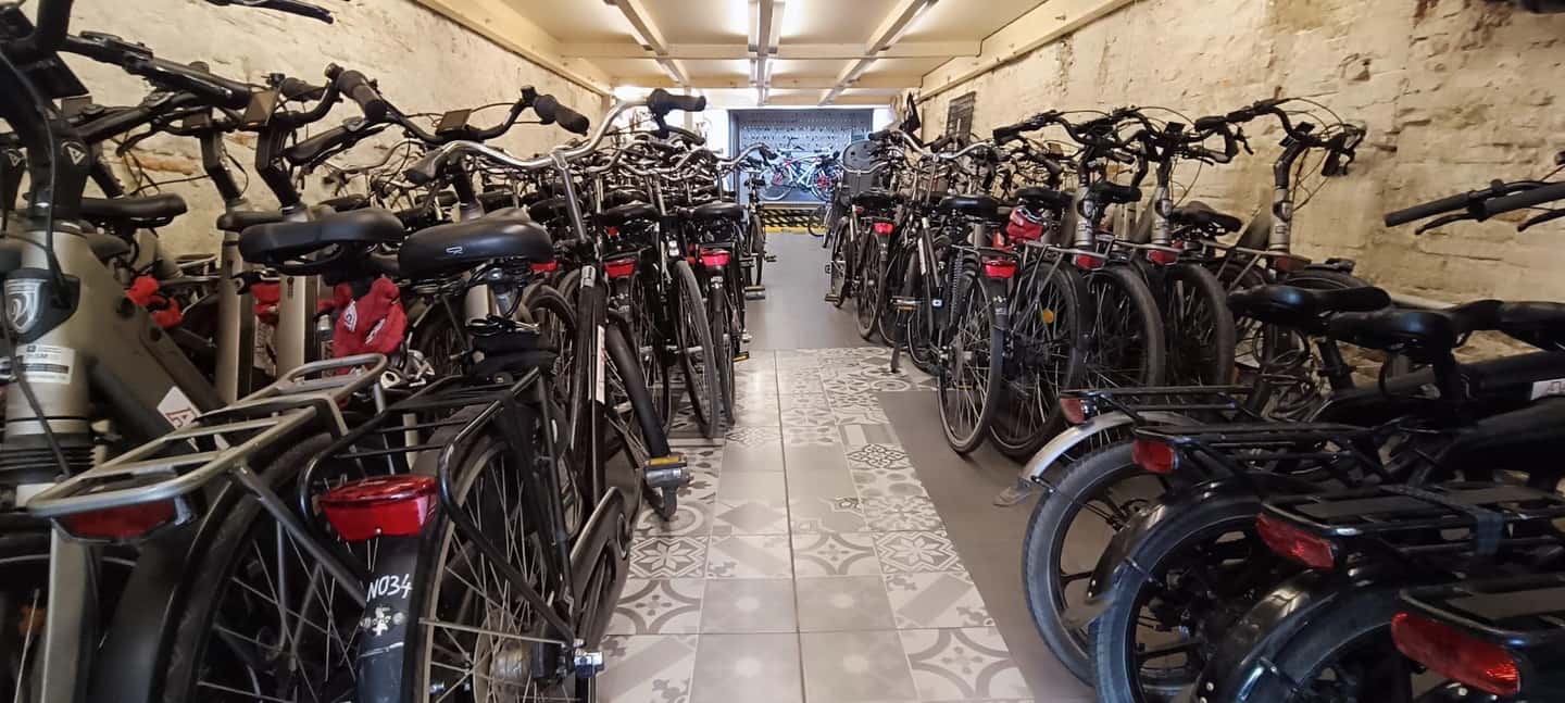imagem n.2 de Barcelona: Aluguer de bicicletas por 2 - 24 horas atividade em Barcelona, carregada pelo fornecedor
