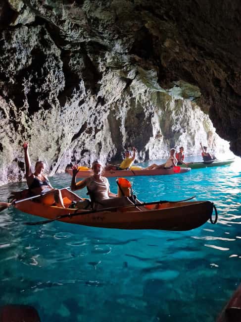 image n.12 of La Spezia: Sunset Kayak & Caves Tour w/ Swimming & Aperitif activity in Venice, uploaded by supplier