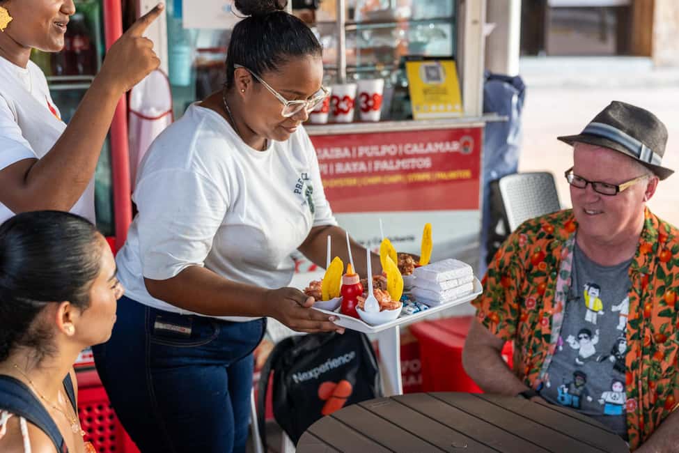 imagem n.6 de Cartagena: Tour guiado de comida de rua com degustações atividade em Cartagena, carregada pelo fornecedor