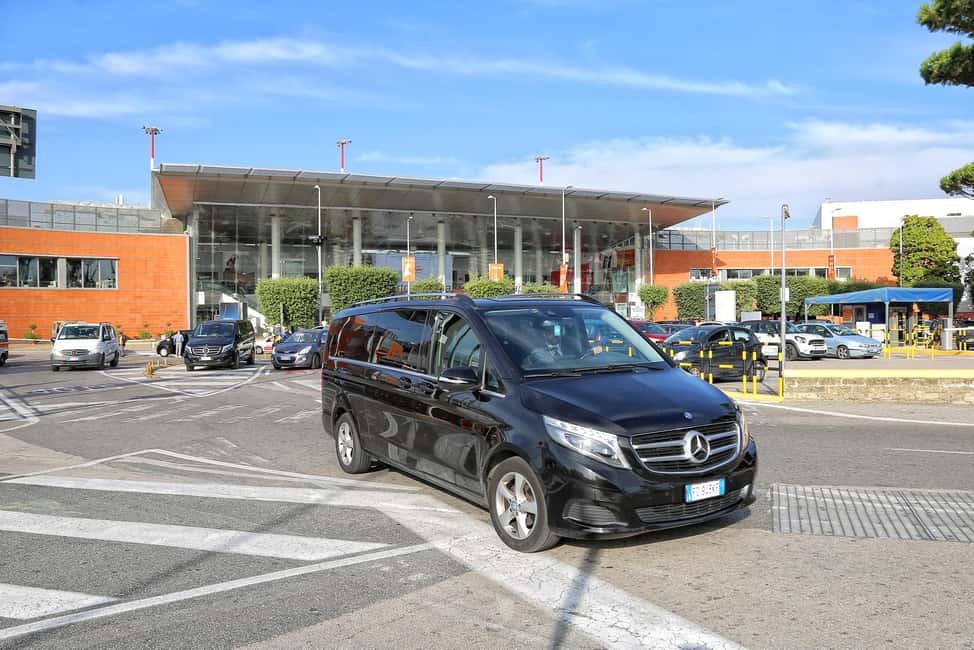 bild nr.2 av Från Salerno Flygplats: privat transfer till Positano aktivitet i Salerno, uppladdad av arrangören