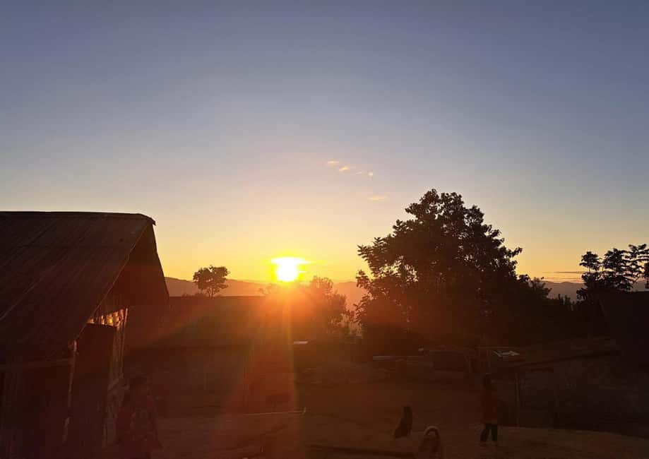 imagen n.º 16 de Luang Prabang: Nong Khiaw, 3 días de senderismo y acampada, alojamiento en casa particular. actividad en Nong Khiaw, subida por el proveedor