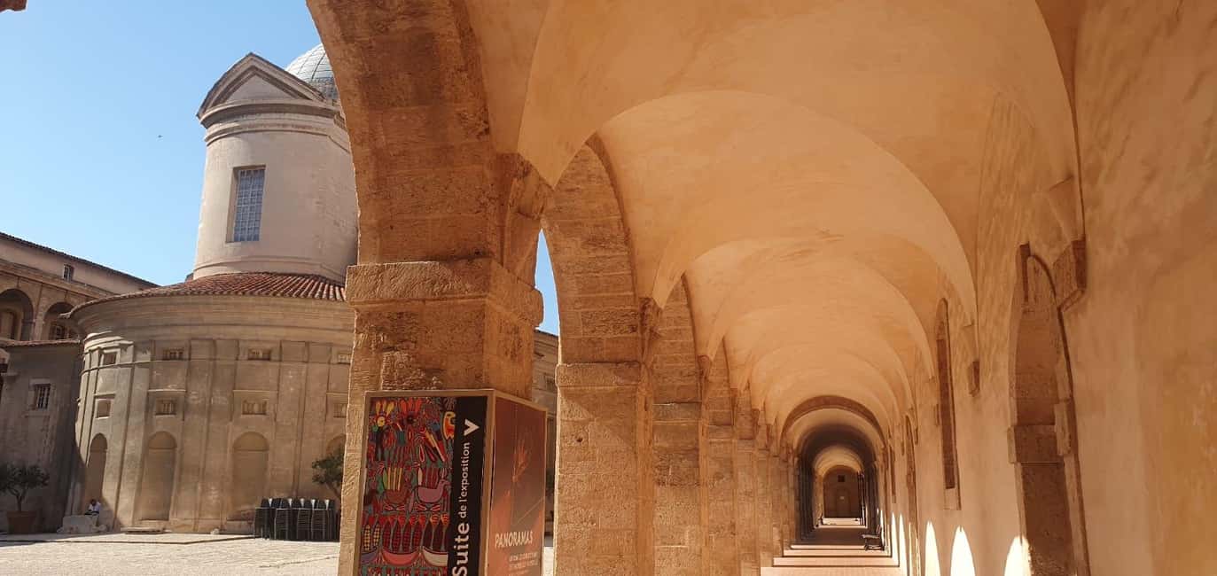 image n.3 of Marseille : Panier & Notre-Dame de la Garde Half-day tour activity in Aix-en-Provence, uploaded by supplier