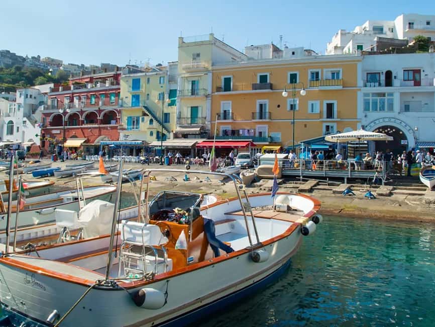 Immagine nº 20 di Tour VIP di Capri: Anacapri, Giardini di Augusto e Faraglioni attività a Campania, caricata dal fornitore