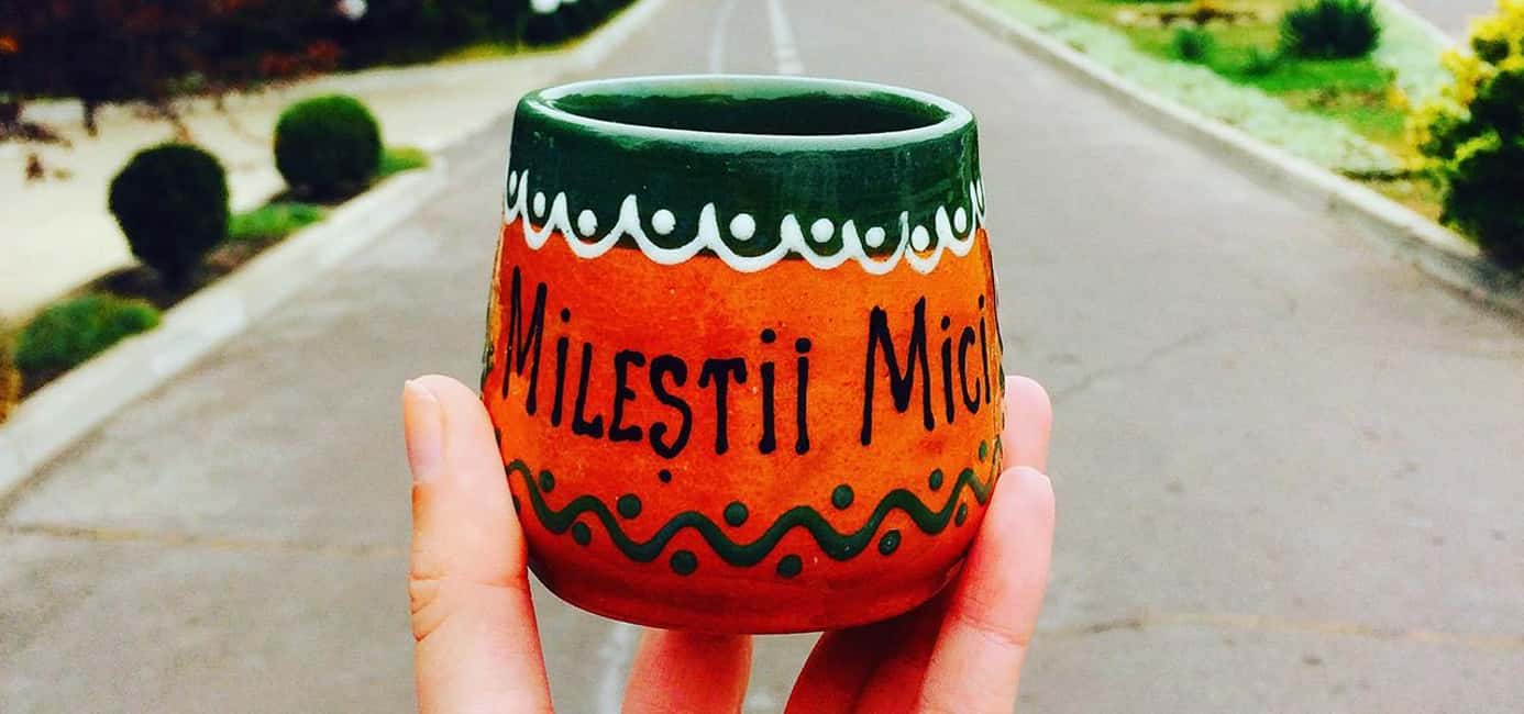 Bild Nr. 4 von aus Moldawien: Manuc Bei Herrenhaus -Milesti Mici Weinkeller Aktivität in Bezirk Ialoveni, hochgeladen vom Anbieter