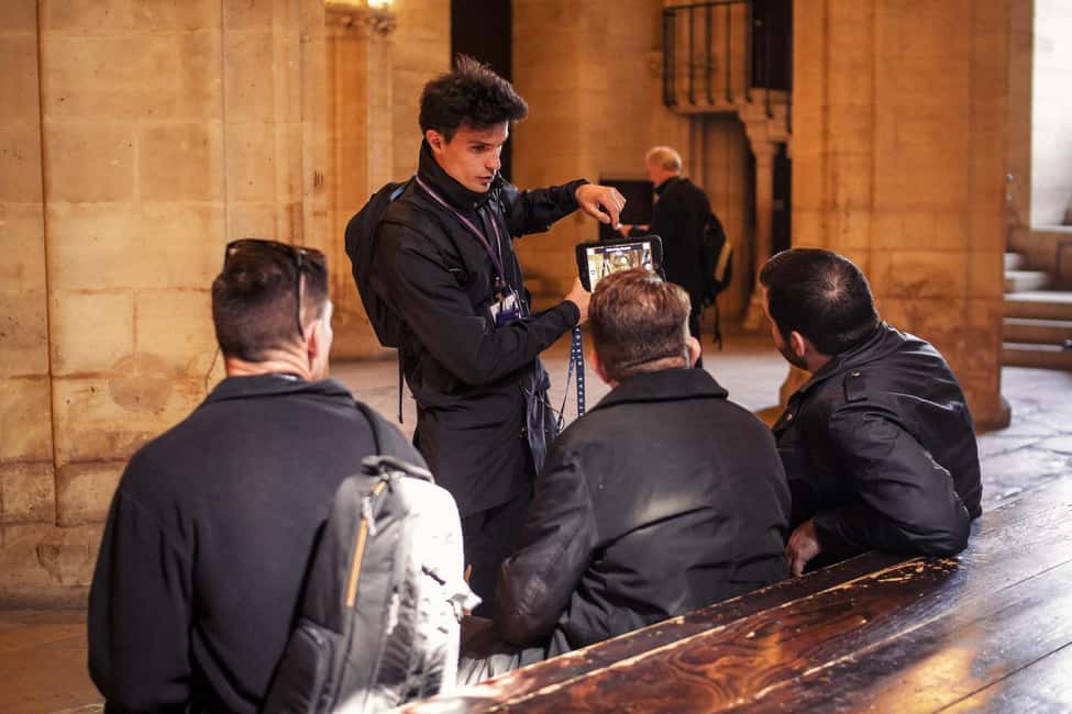 Image N°12 de Paris : Visite guidée de l'Île de la Cité et croisière sur la Seine activité à Paris, publiée par le prestataire