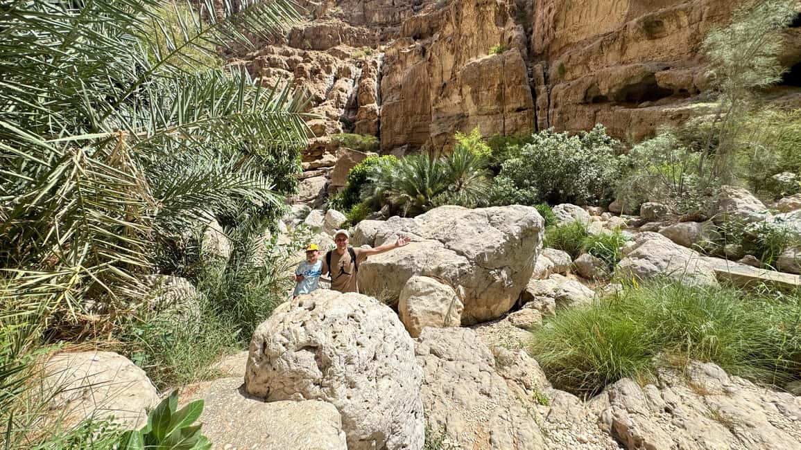 Immagine nº 14 di Da Mascate: tour di un'intera giornata di Wadi Shab e Bimmah Sinkhole attività a Regione al-Sharqiyya, caricata dal fornitore