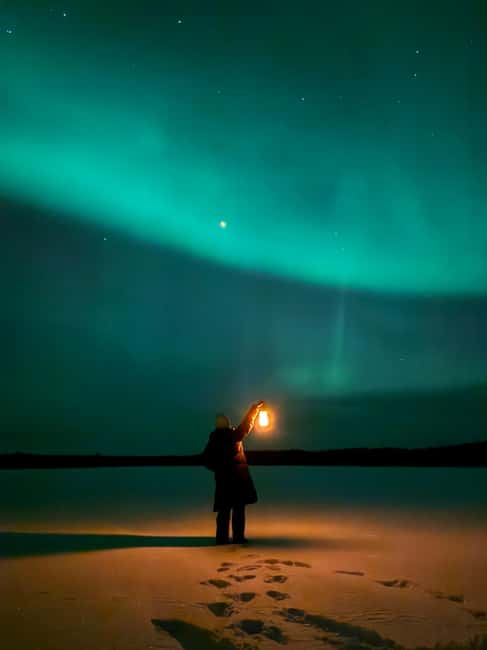 billede nr.17 af aktiviteten Levi: Nordlys-eventyr i naturen, lækkerier ved lejrbålet i Sirkka, uploadet af udbyder