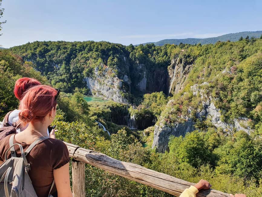afbeelding n.5 van Vanuit Zagreb: Dagtrip Plitvice & Rastoke met gids en ticket activiteit in Slunj, geüpload door aanbieder