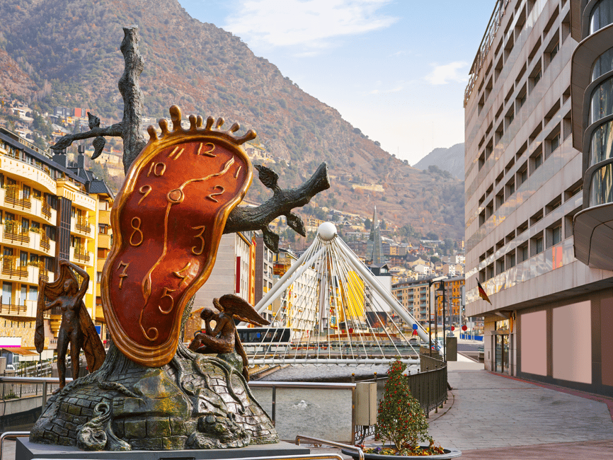 Bild Nr. 1 von Barcelona: Private Tour nach Andorra und Montserrat Aktivität in Canillo, hochgeladen vom Anbieter