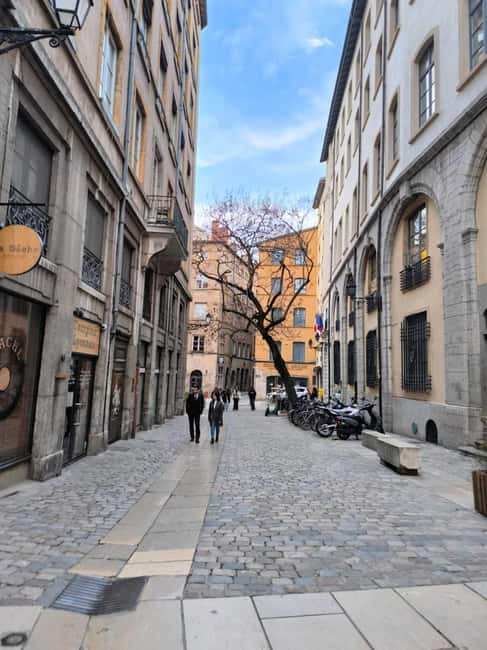 Image N°8 de Lyon : Visite guidée culinaire en soirée activité à Lyon, publiée par le prestataire