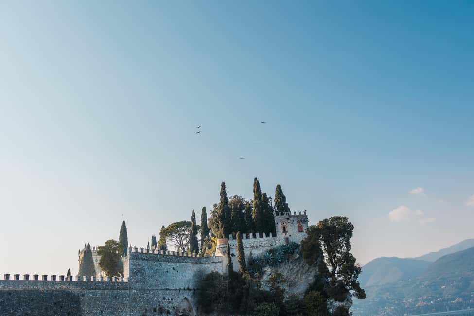 Immagine nº 7 di Lago di Garda: Crociera privata al tramonto a Isola del Garda attività a Lombardia, caricata dal fornitore