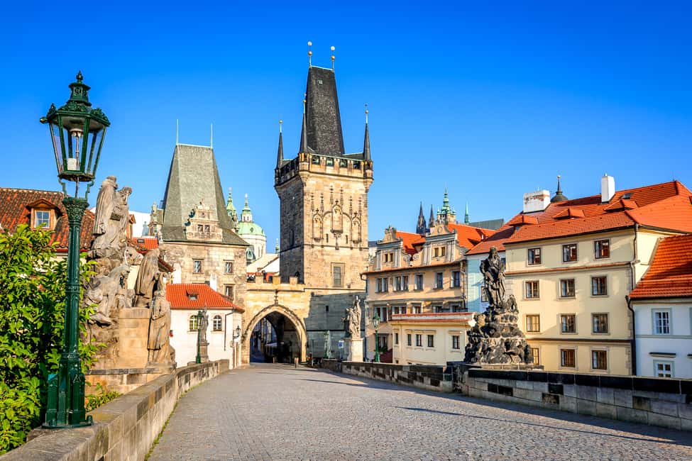 Image N°3 de Prague : Visite en Segway et Scooter de 4 heures avec déjeuner et boissons activité à Prague, publiée par le prestataire
