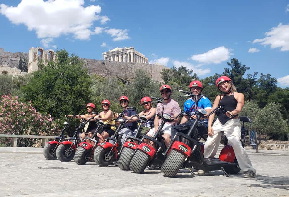 Atina içindeki Atina: Ödüllü Akropolis Rehberli e-Scooter Turu etkinliğinin tedarikçi tarafından yüklenen 38 no'lu görseli