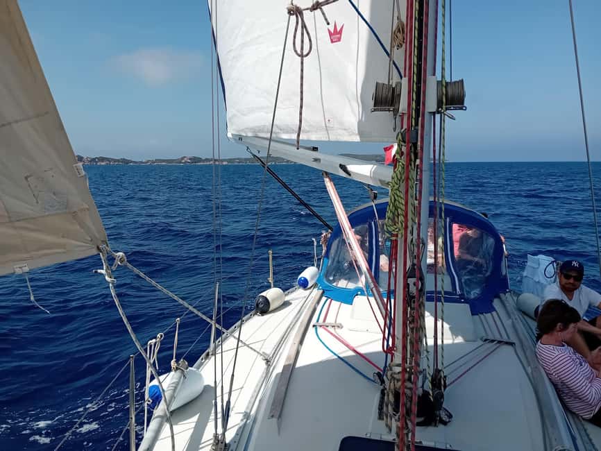 Immagine nº 14 di Da Palau:Tour in barca a vela nell'Arcipelago La Maddalena attività a Sardegna, caricata dal fornitore