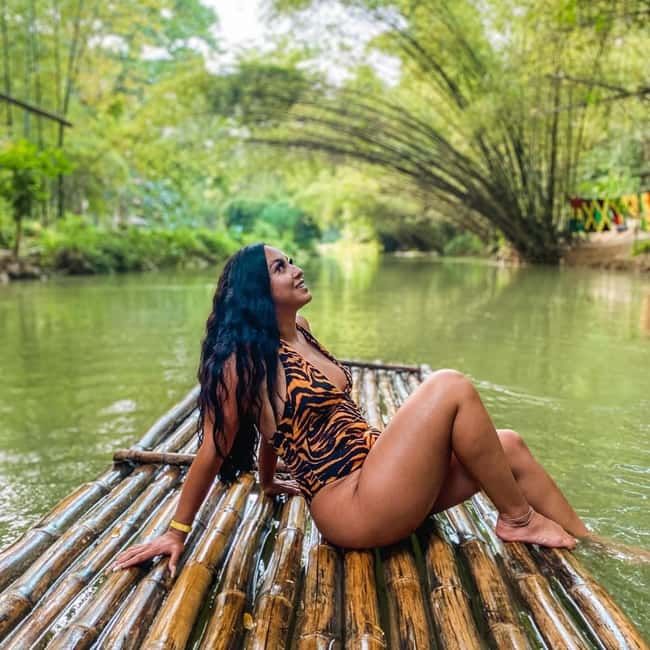 imagem n.1 de Rafting e transporte privado no rio Martha atividade em Montego Bay, carregada pelo fornecedor