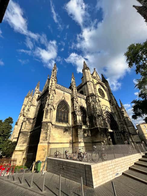image n.3 of Bordeaux Highlights Walking Tour + Wine & Cheese Tasting activity in Bordeaux, uploaded by supplier