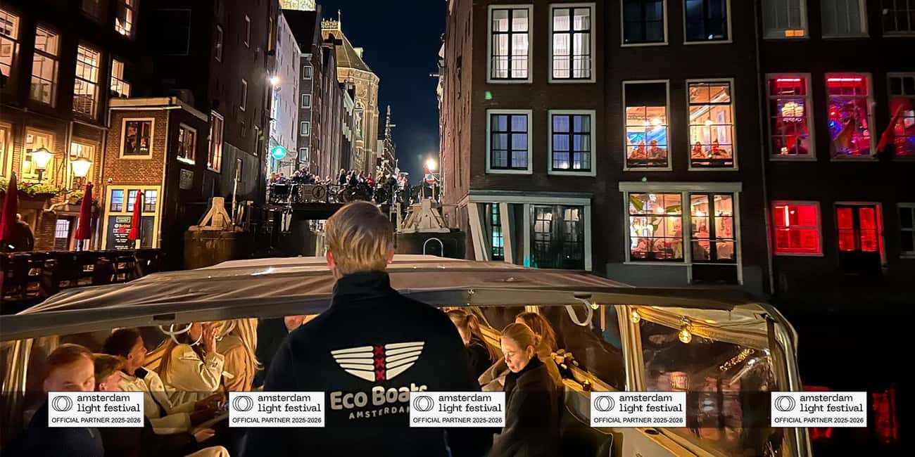 imagen n.º 10 de Crucero por el Festival de la Luz de Ámsterdam con bebidas calientes opcionales actividad en Ámsterdam, subida por el proveedor