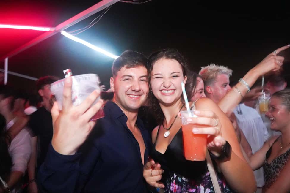afbeelding n.9 van Opsplitsing: Boottocht met toegang tot de nachtclub, drankjes en bootfeest activiteit in Split, geüpload door aanbieder