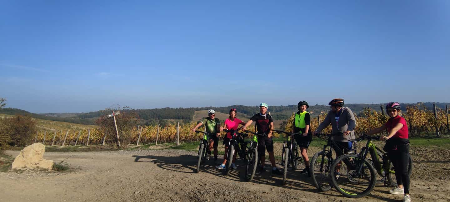billede nr.2 af aktiviteten Gavi: E-Bike-tur med vinsmagning i Gavi, uploadet af udbyder