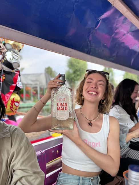 imagen n.º 10 de Xochimilco: Degustación de tequila (ilimitado) y fiesta cultural en bote actividad en Ciudad de México, subida por el proveedor