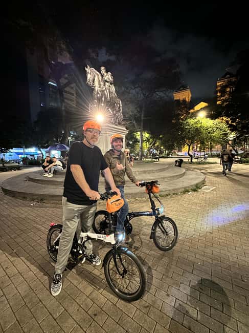 imagem n.16 de Medellín: Anda de E-Bike como um local com lanche incluído atividade em Medellín, carregada pelo fornecedor