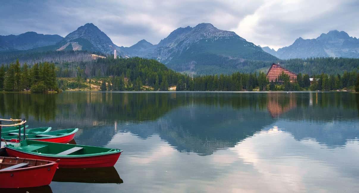 imagem n.3 de Zakopane: Caminhada na copa das árvores de Bachledka e excursão a Strbske Pleso atividade em Krościenko nad Dunajcem, carregada pelo fornecedor