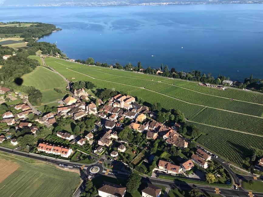 Image N°8 de Lausanne : vol en montgolfière avec fondue suisse activité à Canton de Vaud, publiée par le prestataire