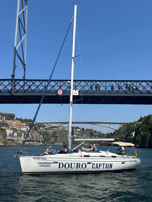 imagem n.26 de Porto: Cruzeiro de charme em veleiro com vinho do Porto, opção de pôr do sol atividade em São Pedro da Afurada, carregada pelo fornecedor