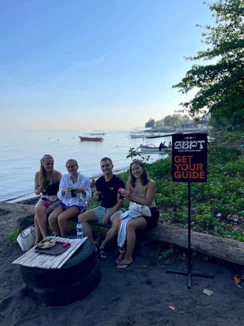 imagem n.4 de Lovina/Bali: Visita de observação de golfinhos, natação e snorkeling atividade em Lovina, carregada pelo fornecedor