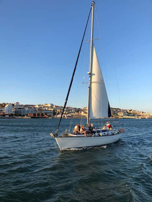 Image N°37 de Lisbonne : croisière de 1 ou 2 heures sur le Tage activité à Portugal, publiée par le prestataire