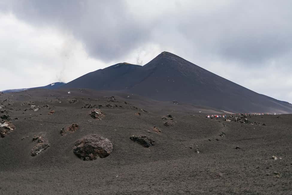 afbeelding n.4 van Etna: trektocht naar de topkraters met vulkaangids 3350 m activiteit in Catania, geüpload door aanbieder