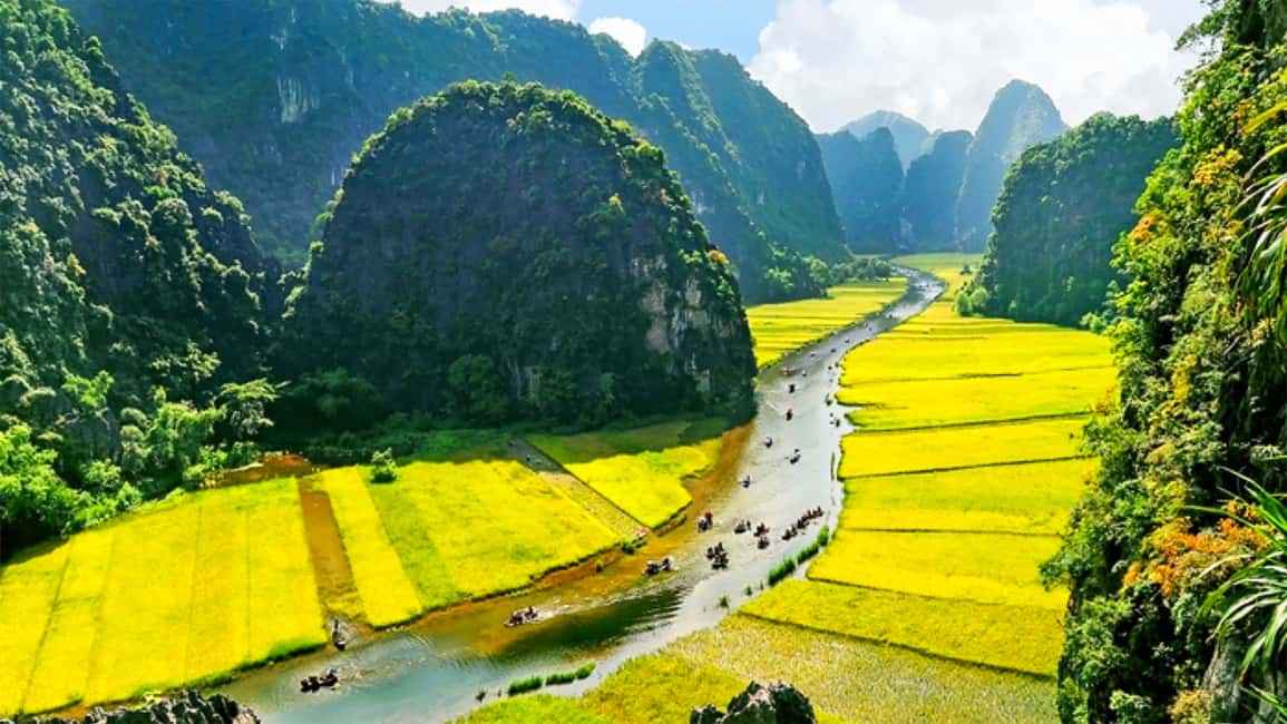 image n.16 of Hanoi/Ninh Binh: 1-Day Tam Coc/Trang An, Hoa Lu & Mua Caves activity in Central Vietnam, uploaded by supplier