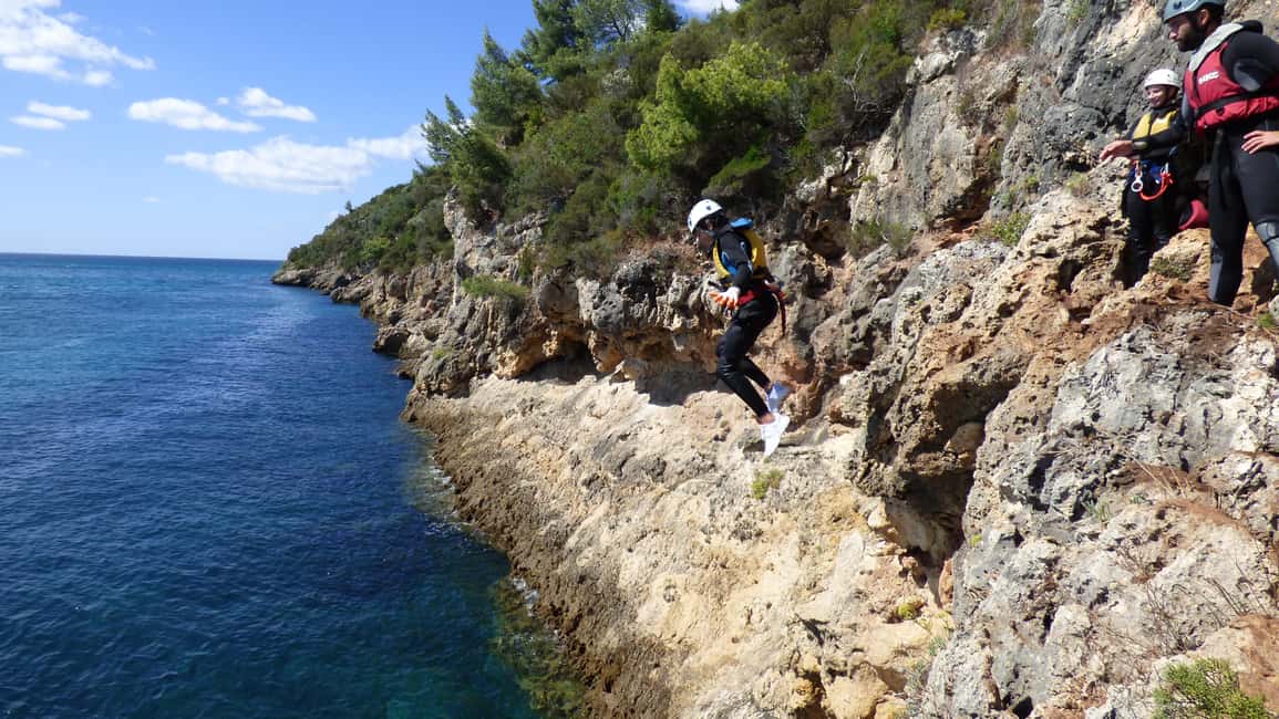 image n.25 of Portinho da Arrábida: Coasteering Boat Tour activity in Lisbon District, uploaded by supplier