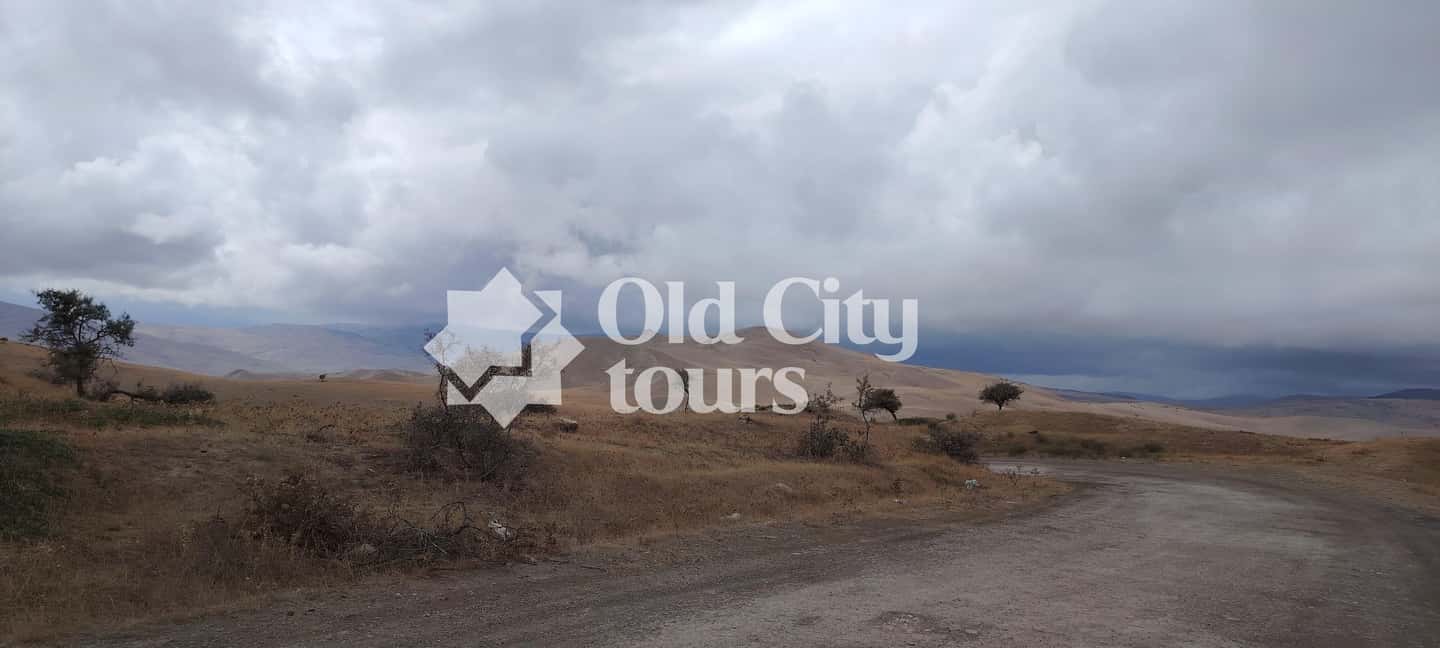 image n.24 of Baku: Candy Mountain, Pink Lake, Besh Barmag Dag and Mosque activity in Absheron, uploaded by supplier