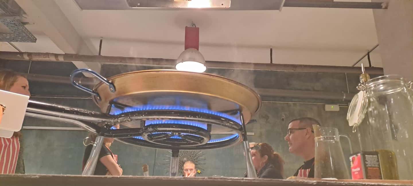 Image N°10 de Barcelone : Cours de cuisine de paella catalane activité à Barcelone, publiée par le prestataire