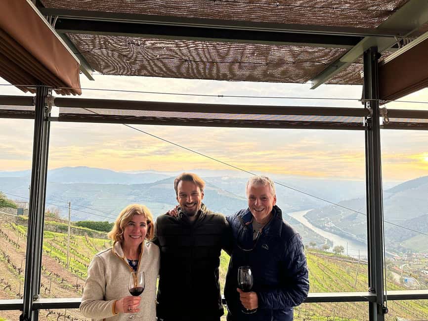 Image N°34 de Depuis Porto : Vallée du Douro avec vignobles, déjeuner et excursion en bateau activité à Région Nord, Portugal, publiée par le prestataire