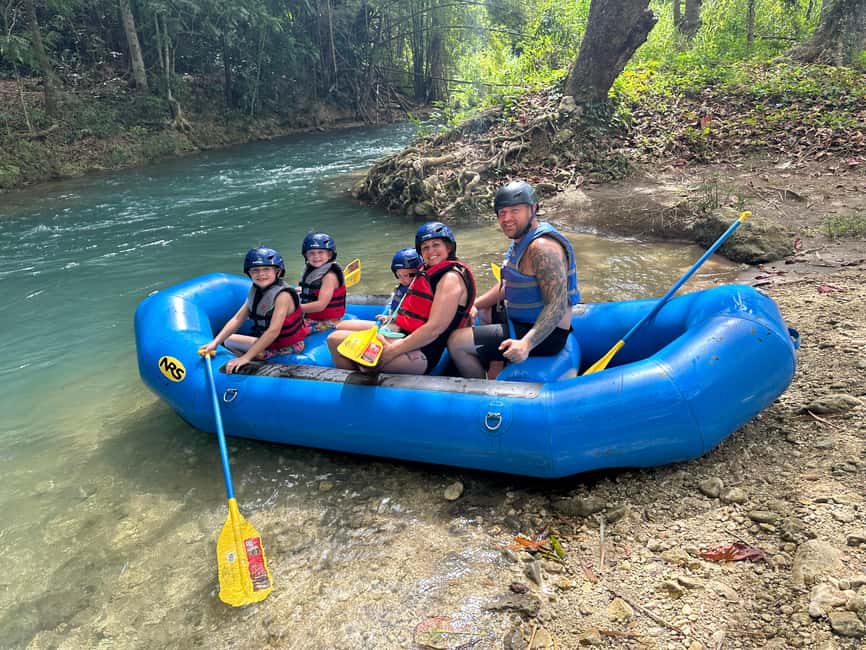 imagem n.15 de De Falmouth: Tour combinado de Blue Hole e River Tubing atividade em Clarendon, carregada pelo fornecedor