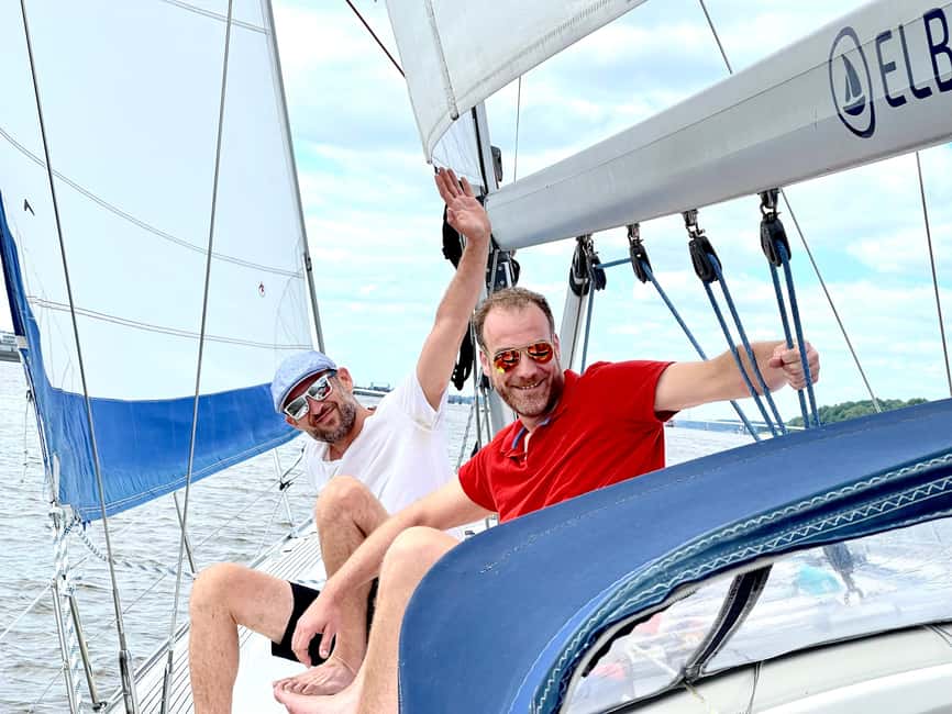 Immagine nº 3 di Autentica gita in barca a vela "verso Blankenese", Amburgo/Elbe attività a Germania, caricata dal fornitore