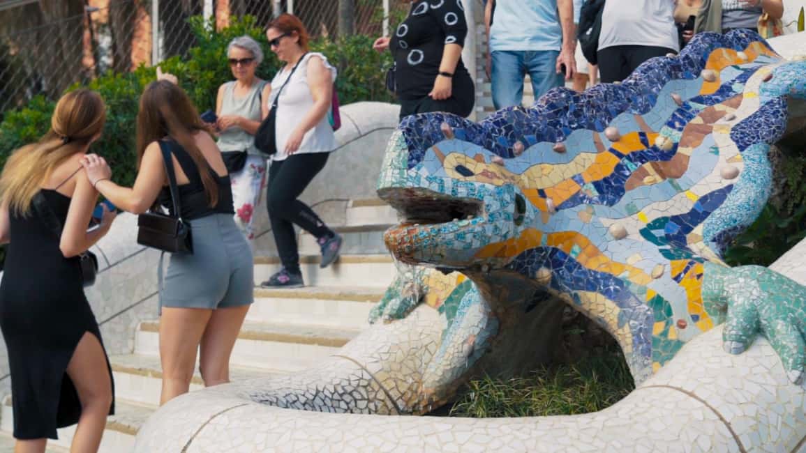 image n.18 of Barcelona: Park Guell Guided Tour with Skip The Line Entry activity in Barcelona, uploaded by supplier