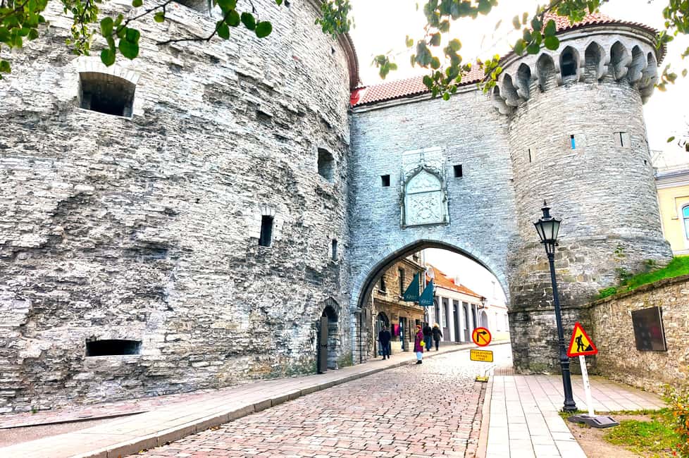 Immagine nº 12 di Tallinn: Tour guidato a piedi dei punti salienti della città attività a Tallinn, caricata dal fornitore
