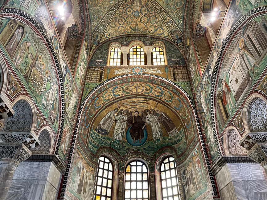 Immagine nº 16 di Ravenna: tour privato esclusivo a piedi con un esperto locale attività a Ravenna, caricata dal fornitore