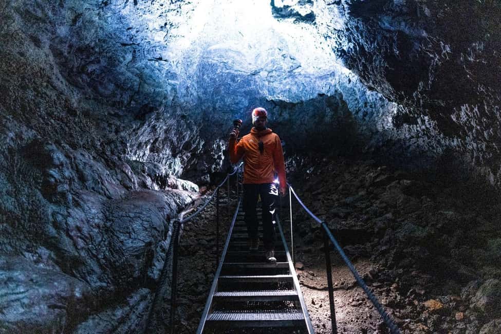 Immagine nº 1 di Reykjavik: Escursione di un giorno a Snæfellsnes con la grotta lavica di Vatnshellir attività a Vesturland, caricata dal fornitore