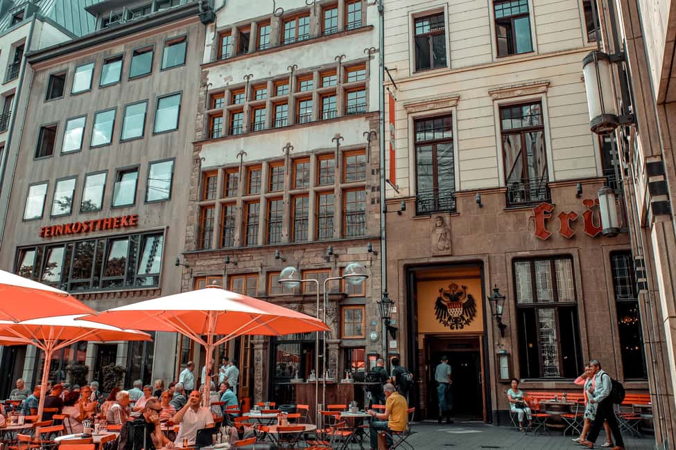 imagem n.2 de Colónia: Tour pelas cervejarias Kölsch com 3 cervejas incluídas atividade em Colônia, Alemanha, carregada pelo fornecedor