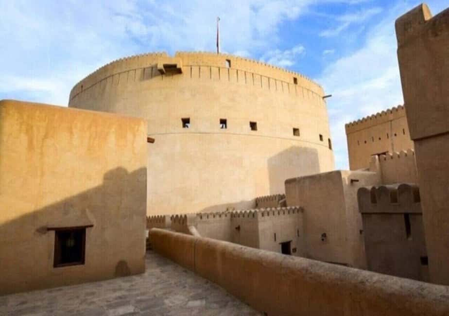 Obraz nr 2 z atrakcji Całodniowa wycieczka prywatna Nizwa Souq, Misfah Al Arbyeen w Al Hambra, Oman, przesłany przez organizatora