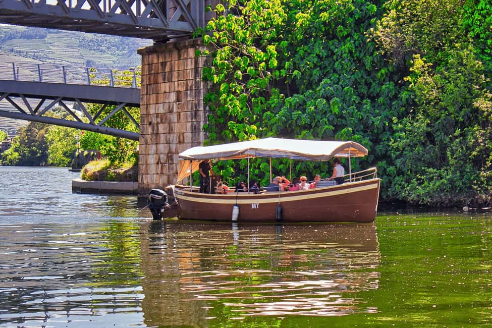 image n.16 of Porto: Premium Douro Valley Small-Group Tour, Cruise & Lunch activity in Norte Region, uploaded by supplier