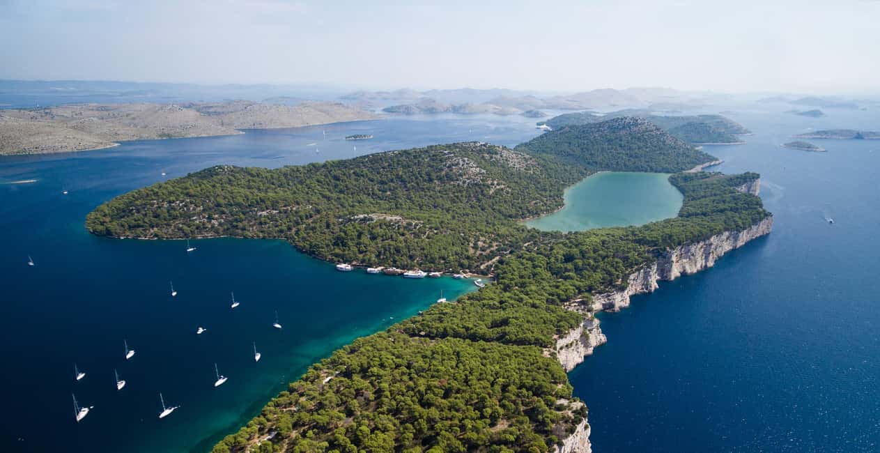 Obraz nr 2 z atrakcji WYCIECZKA-NIESPODZIANKA KORNATI I TELASCICA Rejs wycieczkowy (po polsku) w Dalmacja, przesłany przez organizatora