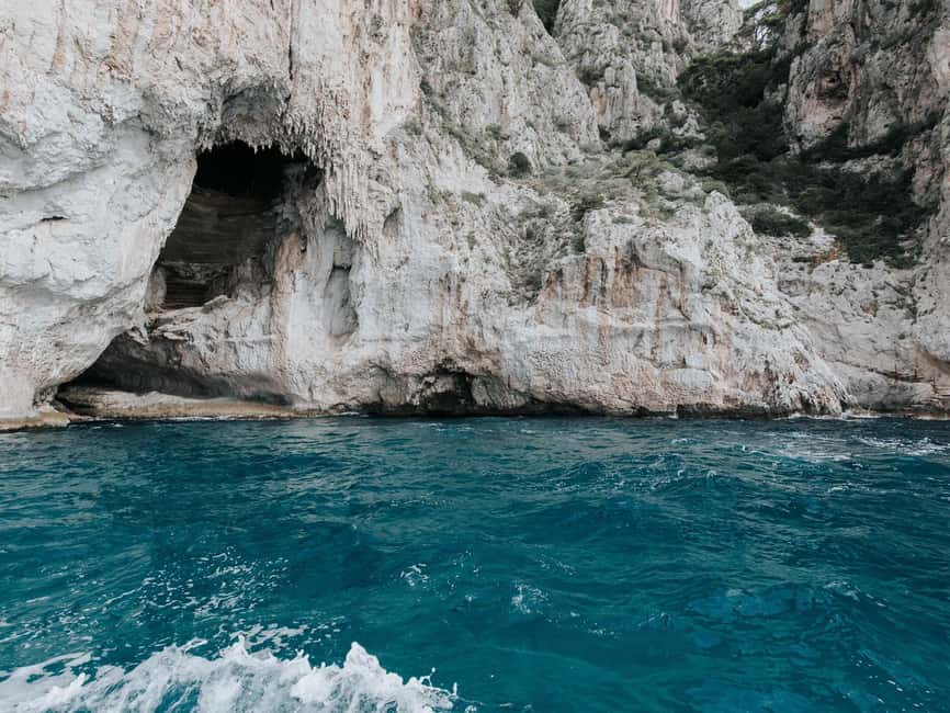 Immagine nº 11 di Tour VIP di Capri: Anacapri, Giardini di Augusto e Faraglioni attività a Campania, caricata dal fornitore