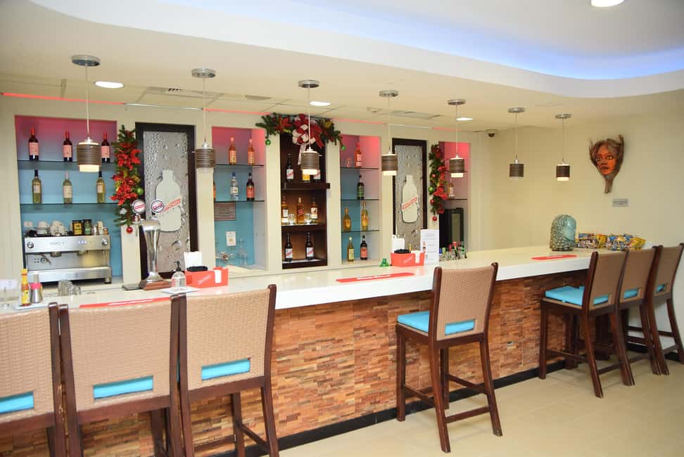 imagem n.10 de Experiência na sala de embarque VIP do Club Kingston atividade em Kingston, Jamaica, carregada pelo fornecedor