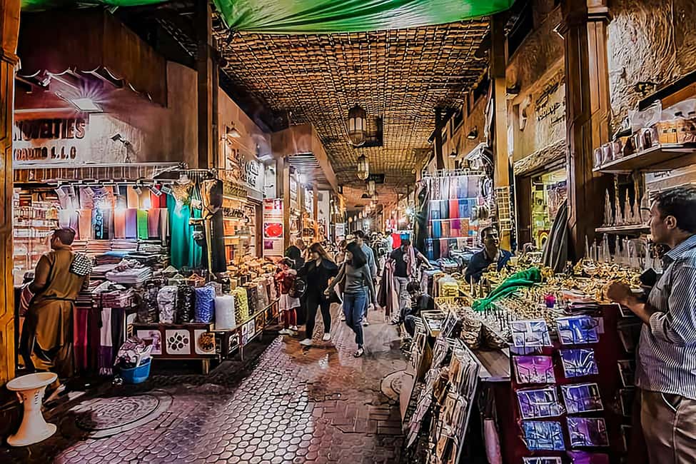 imaginea n.11 a activității tur de mers pe jos în vechiul dubai, souk-uri, barca abra, orașul vechi în Dubai, încărcată de organizator